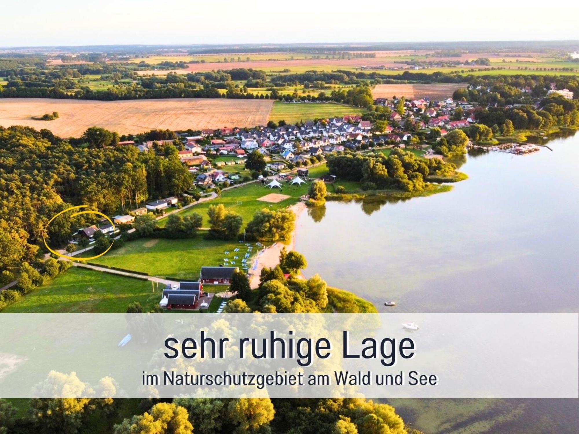 Strandhaus Mathea - Ruhige Lage Direkt Am Fleesensee - Parkplatz, Kamin, Sauna - Familienfreundlich 언터고렌 외부 사진